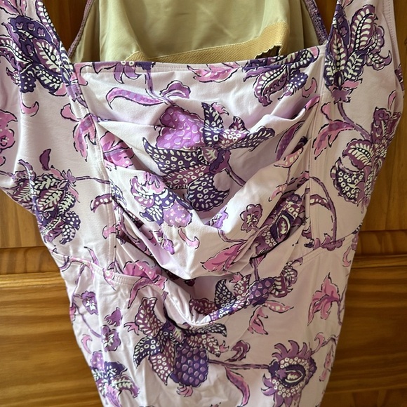 SALE.      Very cute, bathing suit, top, pink and purple with built in bra - Picture 3 of 3